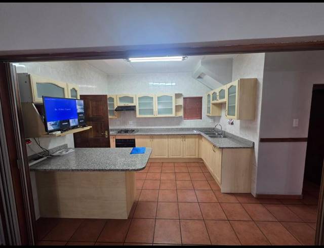 3 BEDROOM TOWNHOUSE FOR SALE IN VANDERBIJLPARK